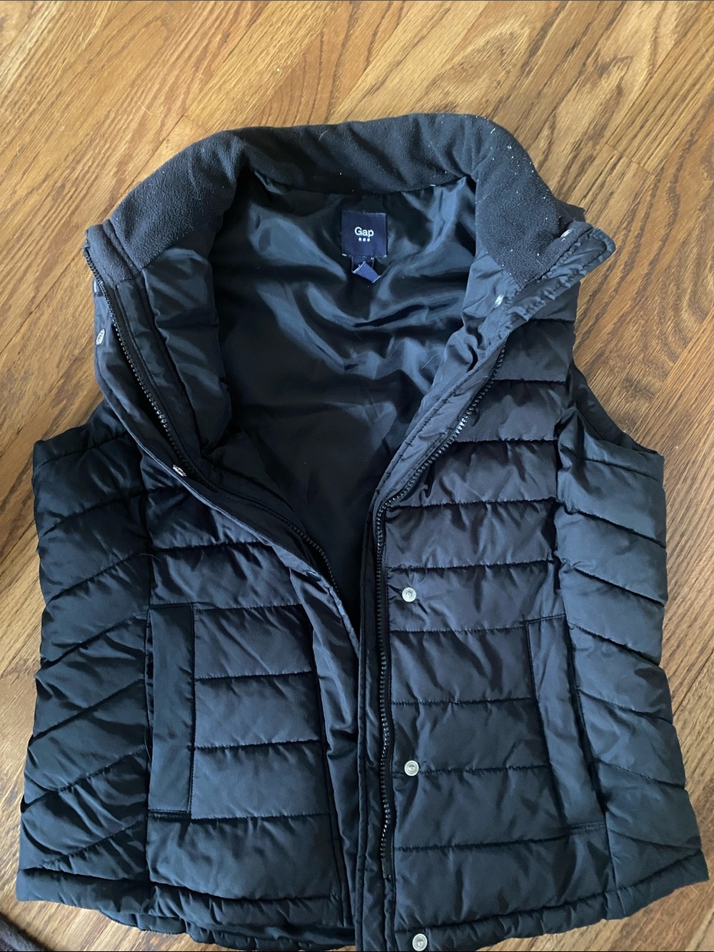 GAP Women’s Black Quilted Puffer Vest with Stand Collar